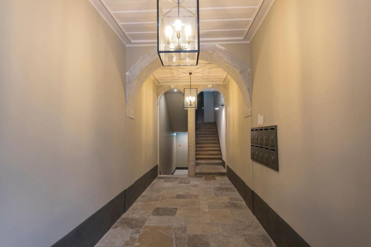 Lovelystay - 3 Bedroom Downtown Wonderwall Лиссабон Экстерьер фото