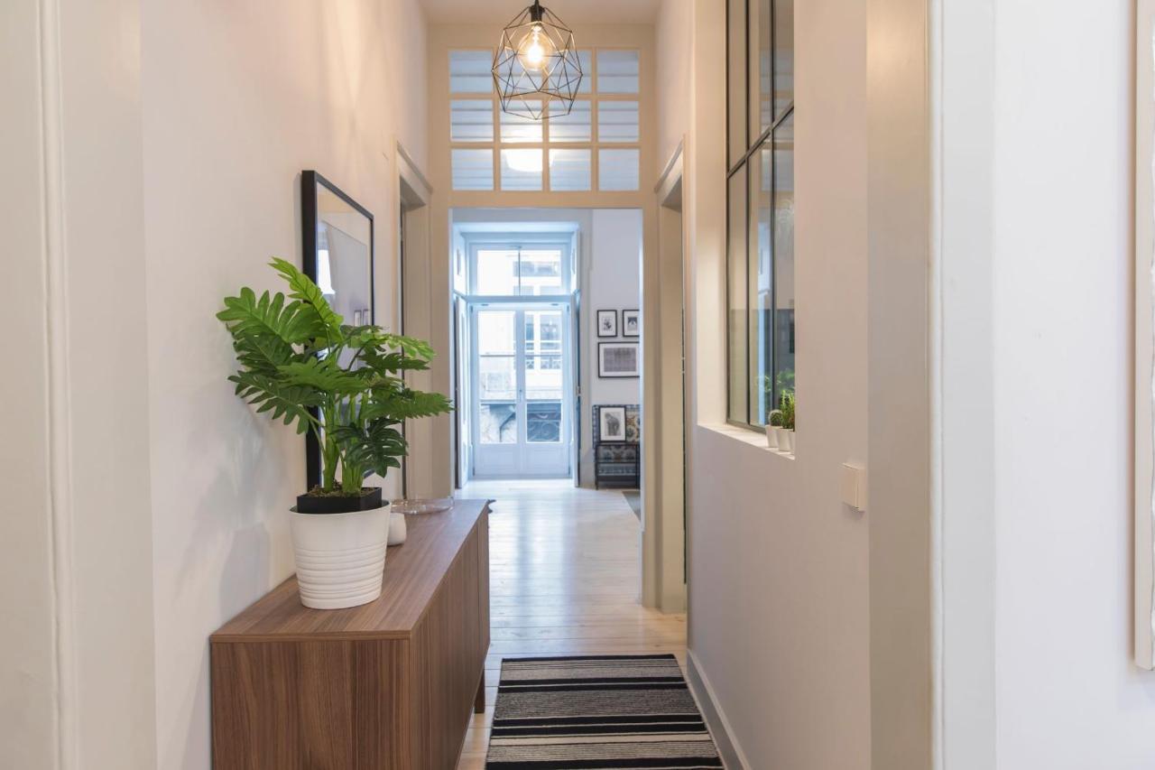 Lovelystay - 3 Bedroom Downtown Wonderwall Лиссабон Экстерьер фото