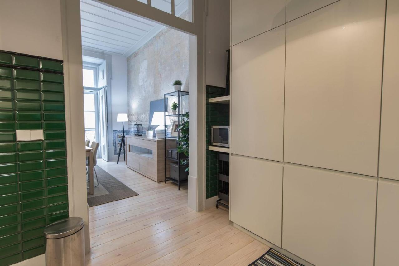 Lovelystay - 3 Bedroom Downtown Wonderwall Лиссабон Экстерьер фото