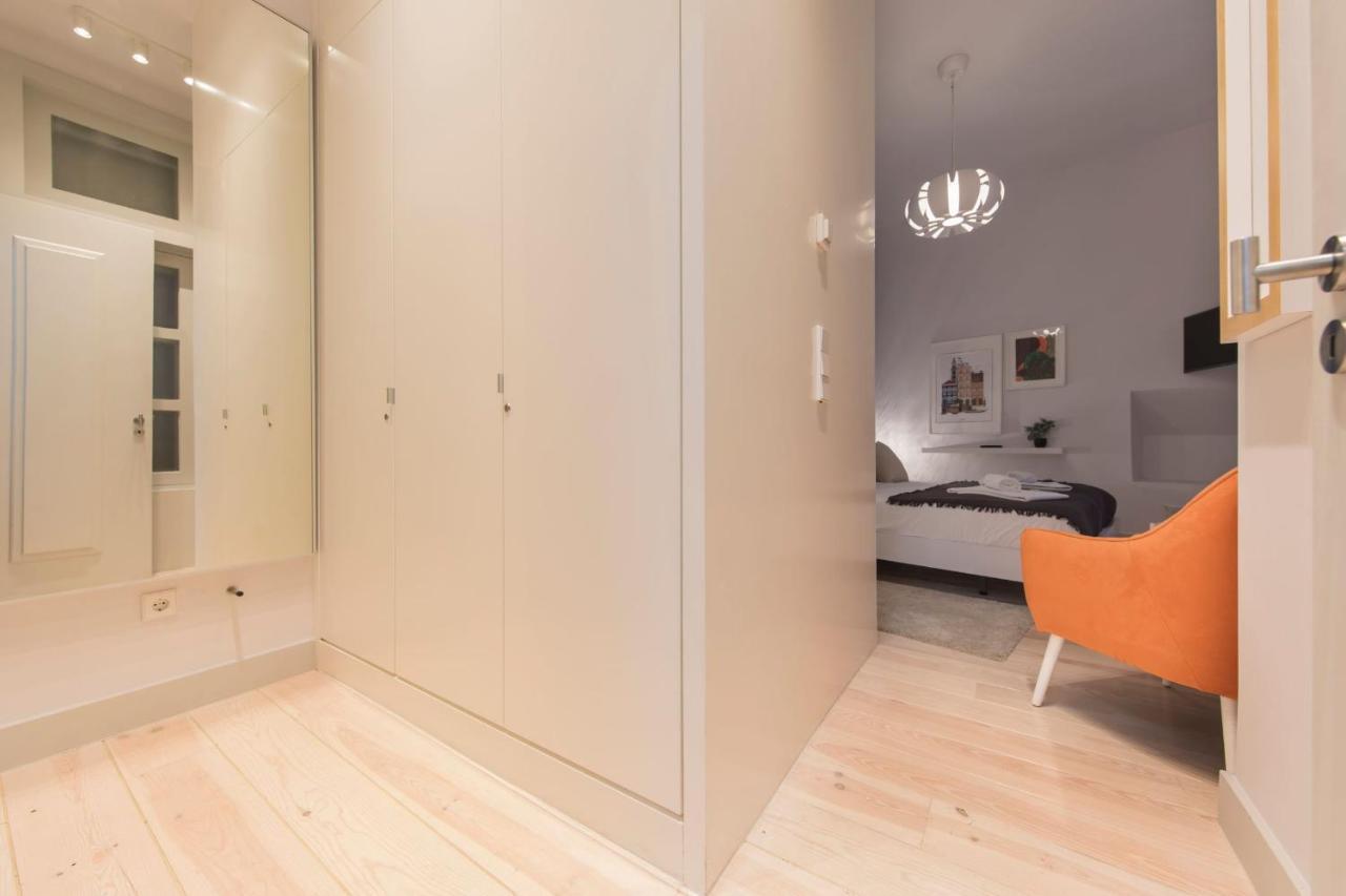 Lovelystay - 3 Bedroom Downtown Wonderwall Лиссабон Экстерьер фото